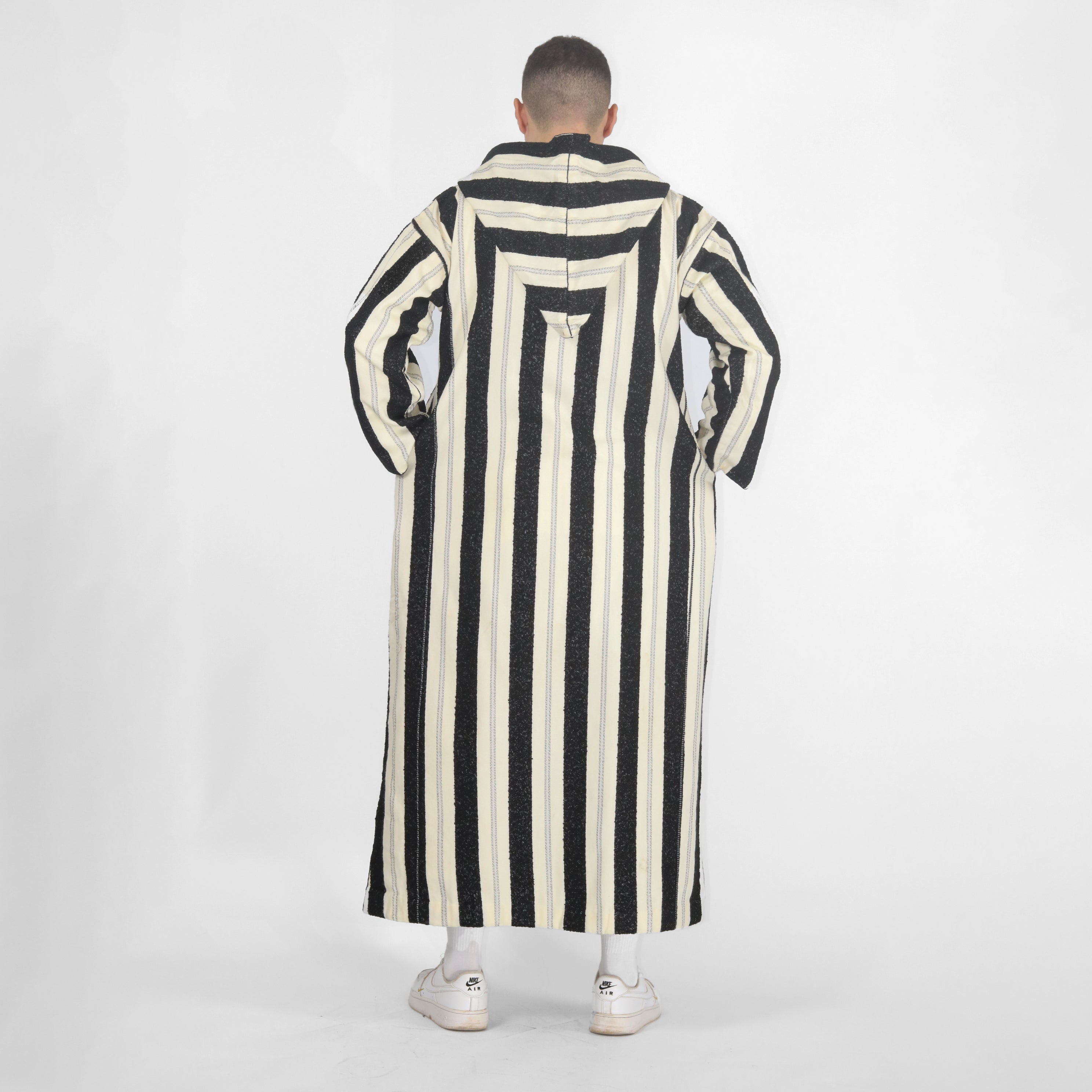 Royal Ripples Long Sleeve Plaid Style Hooded Djellaba Thobes