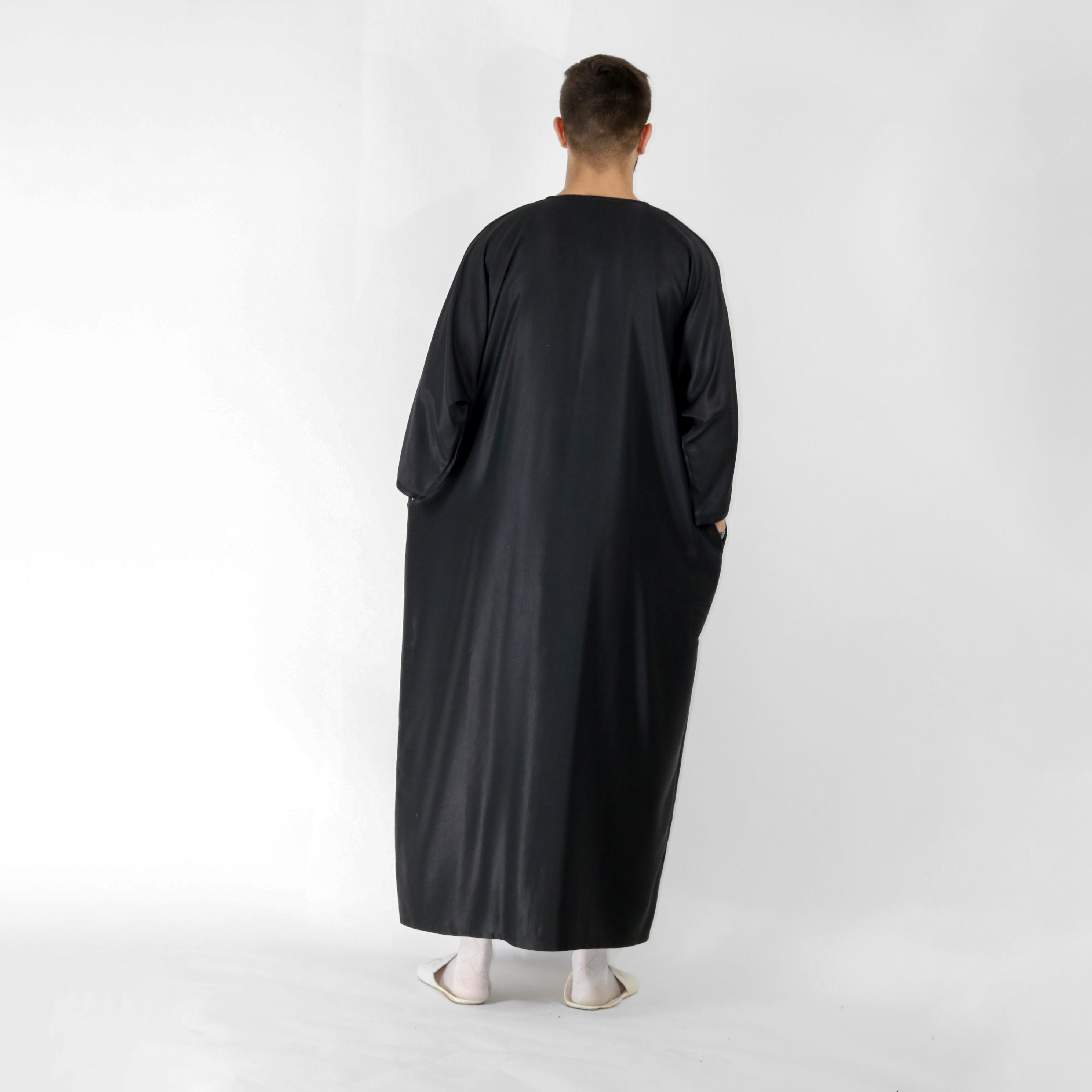 Luxe Thread Embroidery Detailing 3 Quarter Sleeve Thobes