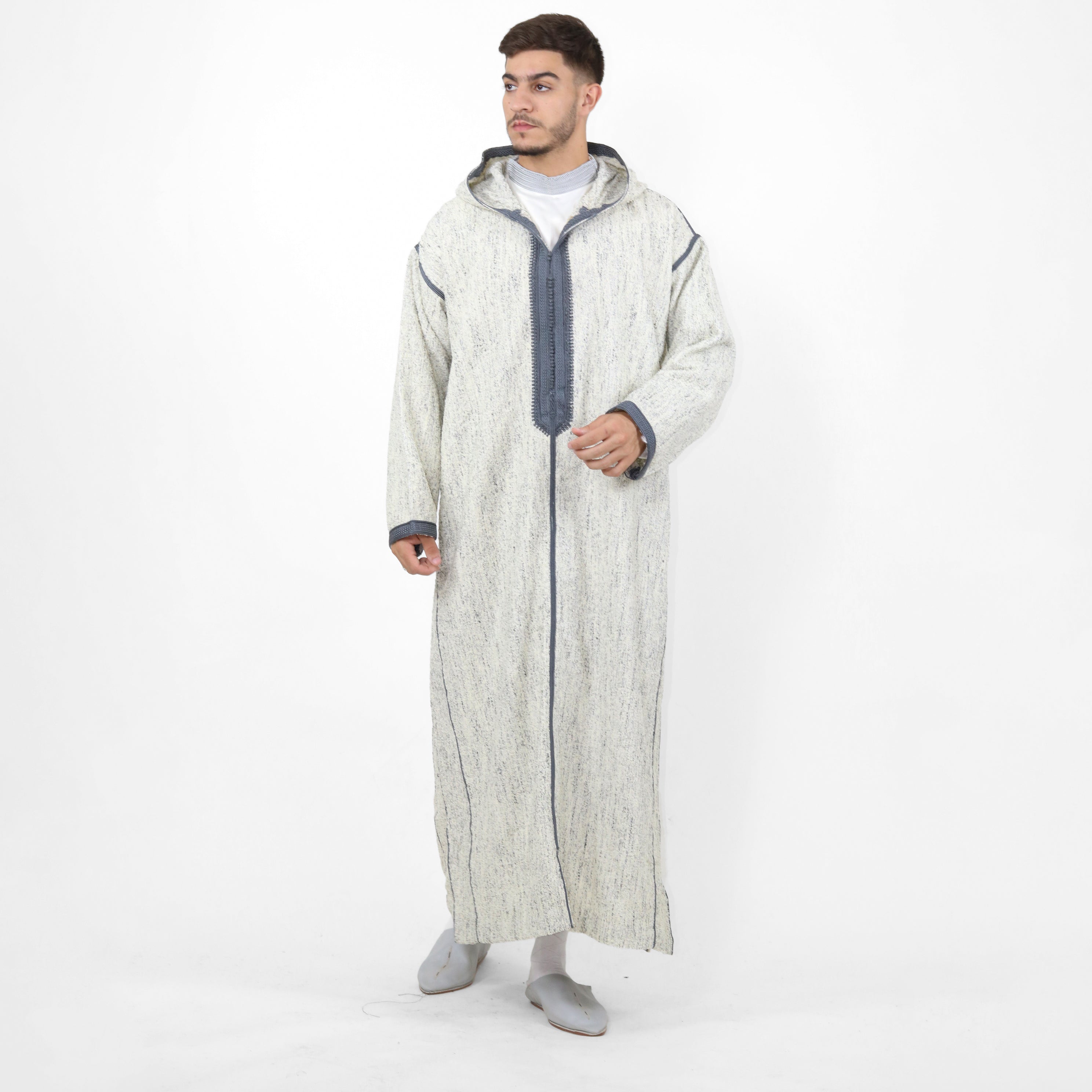 Sahara Serenity Trendy Embroidered Long sleeve Hooded Thobe