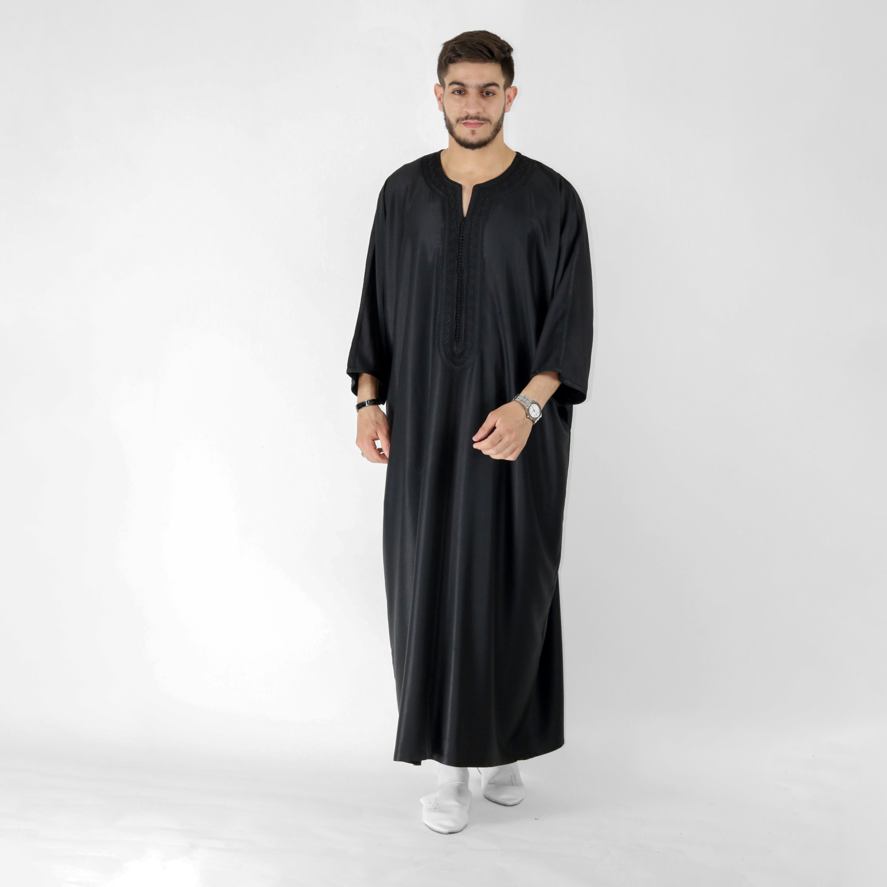 Luxe Thread Embroidery Detailing 3 Quarter Sleeve Thobes